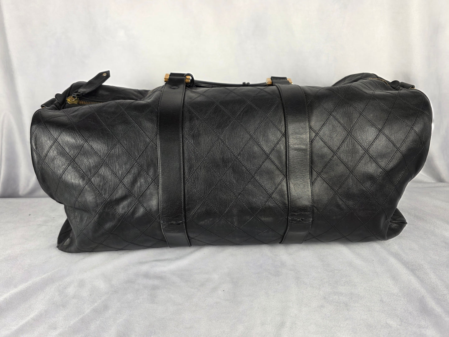CHANEL VINTAGE & RARE DIAMOND QUILTED LAMBSKIN BLACK TRAVEL BAG, SIZE 60CM