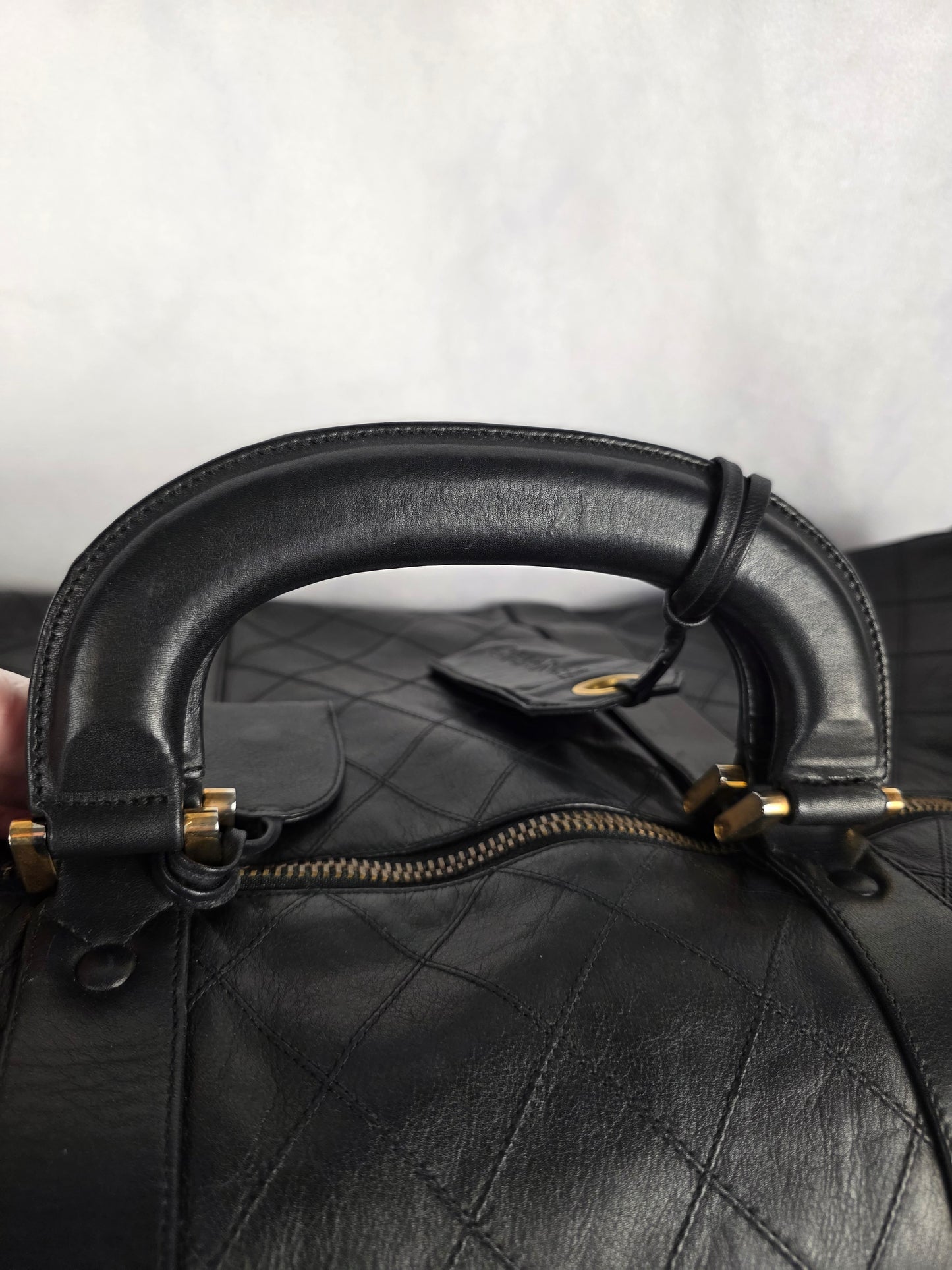 CHANEL VINTAGE & RARE DIAMOND QUILTED LAMBSKIN BLACK TRAVEL BAG, SIZE 60CM