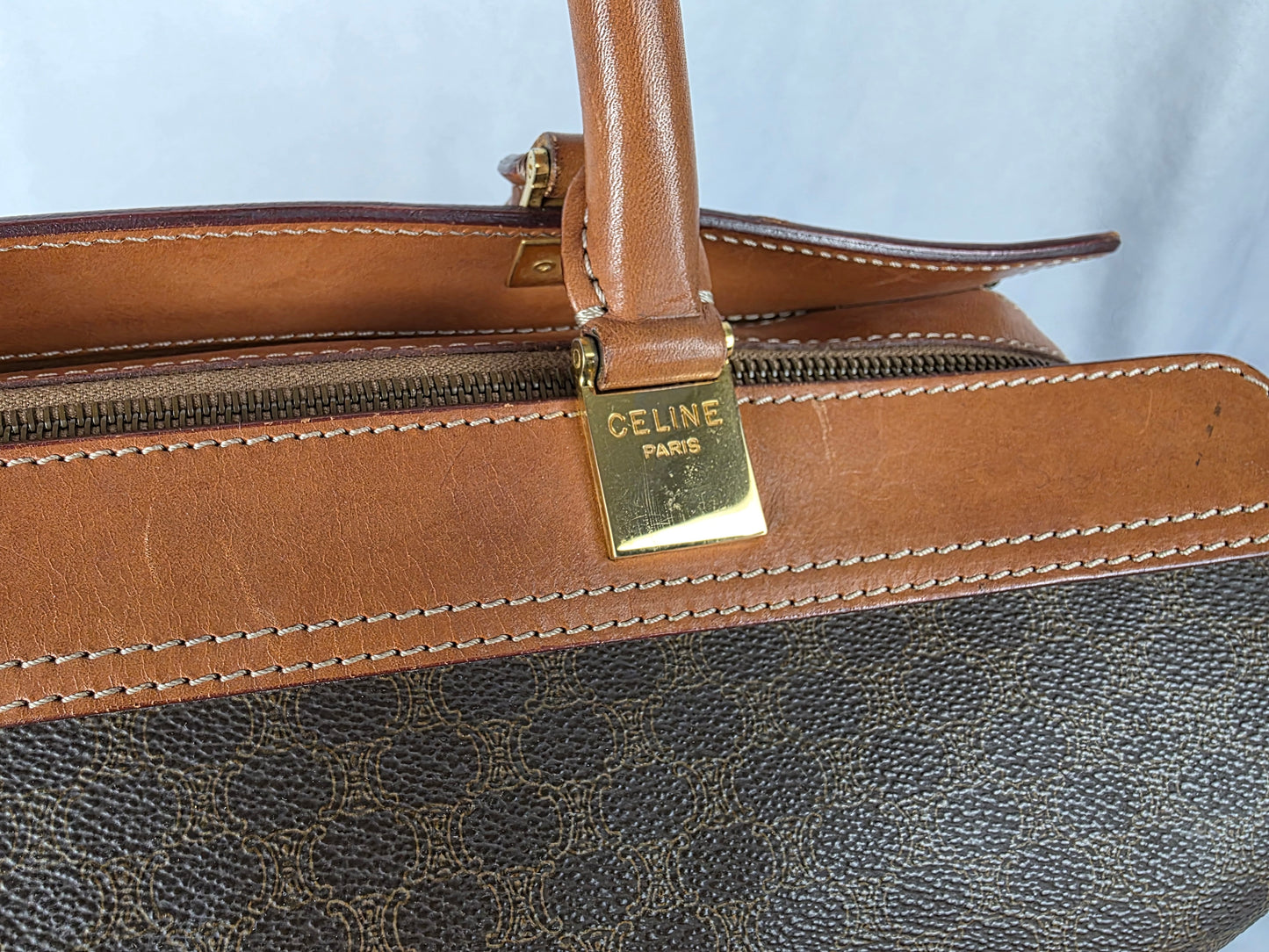 CELINE UPRIGHT TRAVEL BAG, SIZE 40