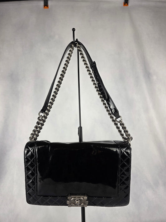 CHANEL BLACK PATENT REVERSO BOY NEW MEDIUM FLAP BAG