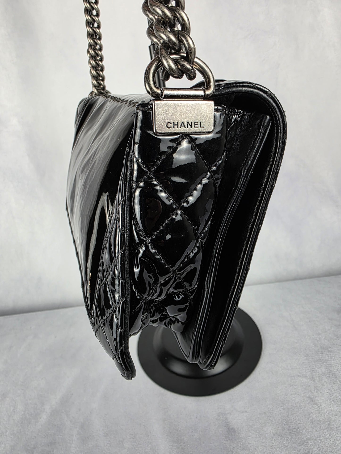 CHANEL BLACK PATENT REVERSO BOY NEW MEDIUM FLAP BAG