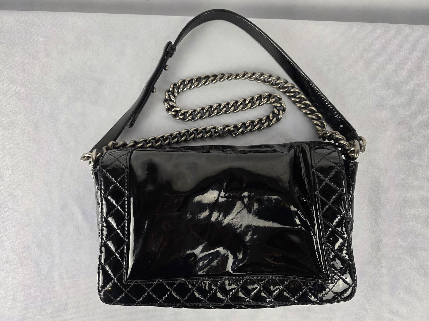 CHANEL BLACK PATENT REVERSO BOY NEW MEDIUM FLAP BAG