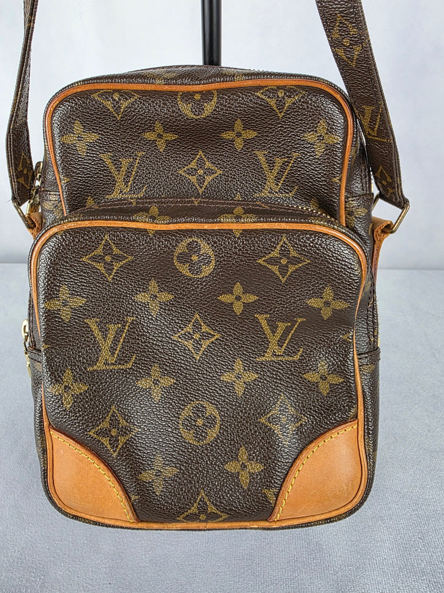 LOUIS VUITTON VINTAGE AMAZONE MONOGRAM CANVAS CROSSBODY BAG