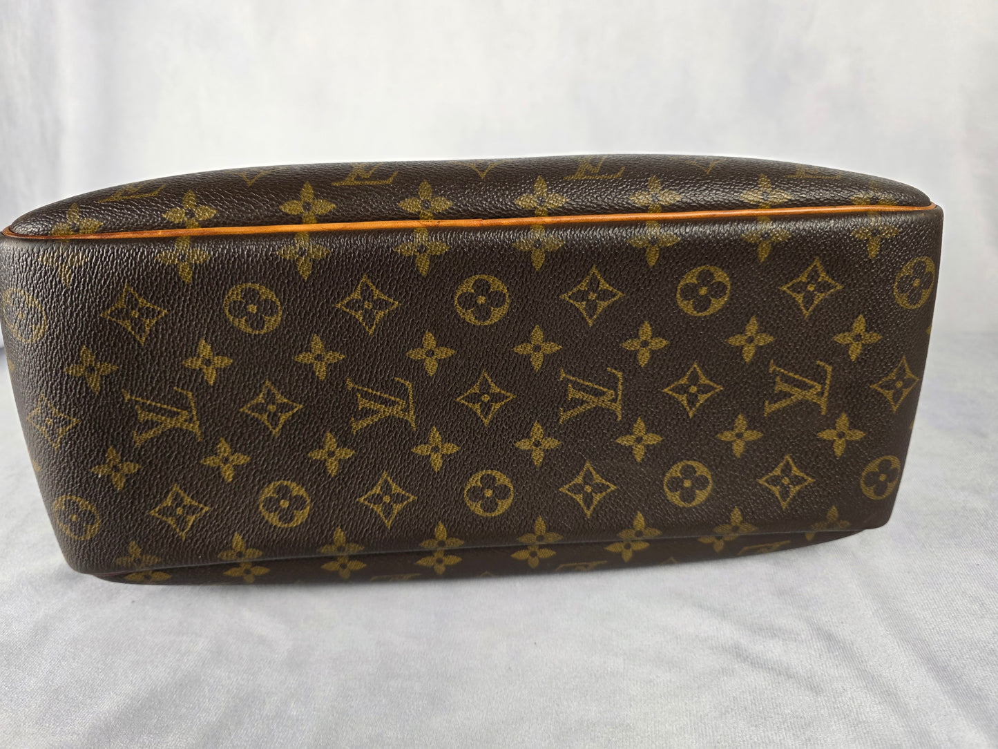 LOUIS VUITTON VINTAGE MONOGRAM DEAUVILLE HANDBAG