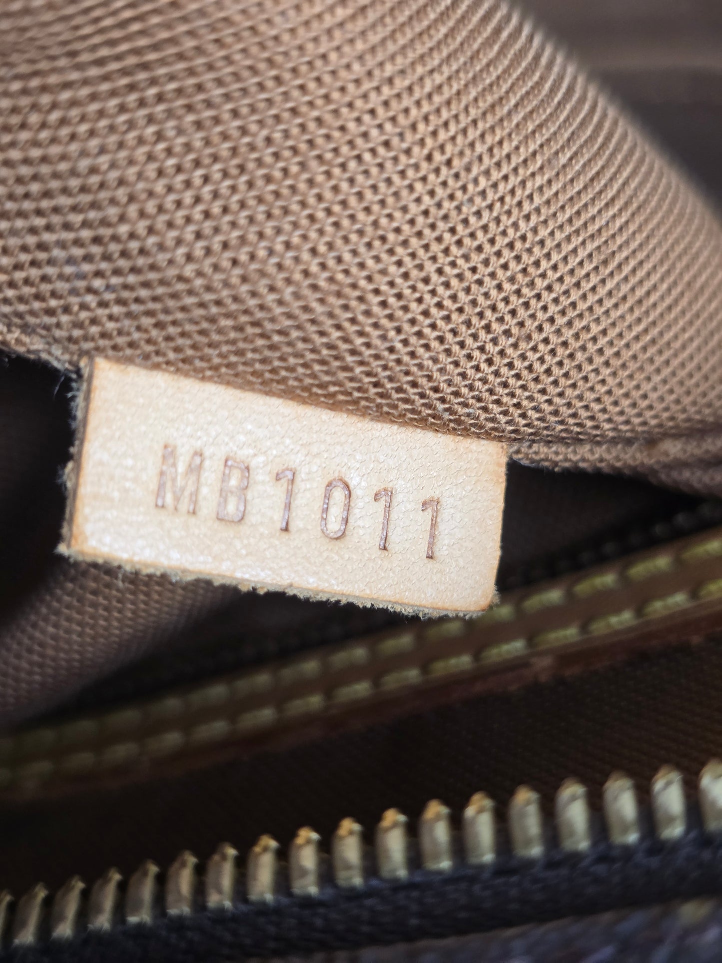 LOUIS VUITTON VINTAGE MONOGRAM CANVAS PORTE DOCUMENTS PEGASE BRIEFCASE