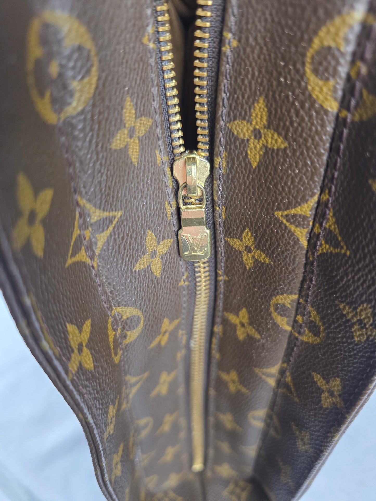 Louis Vuitton Vintage Monogram Luco Tote