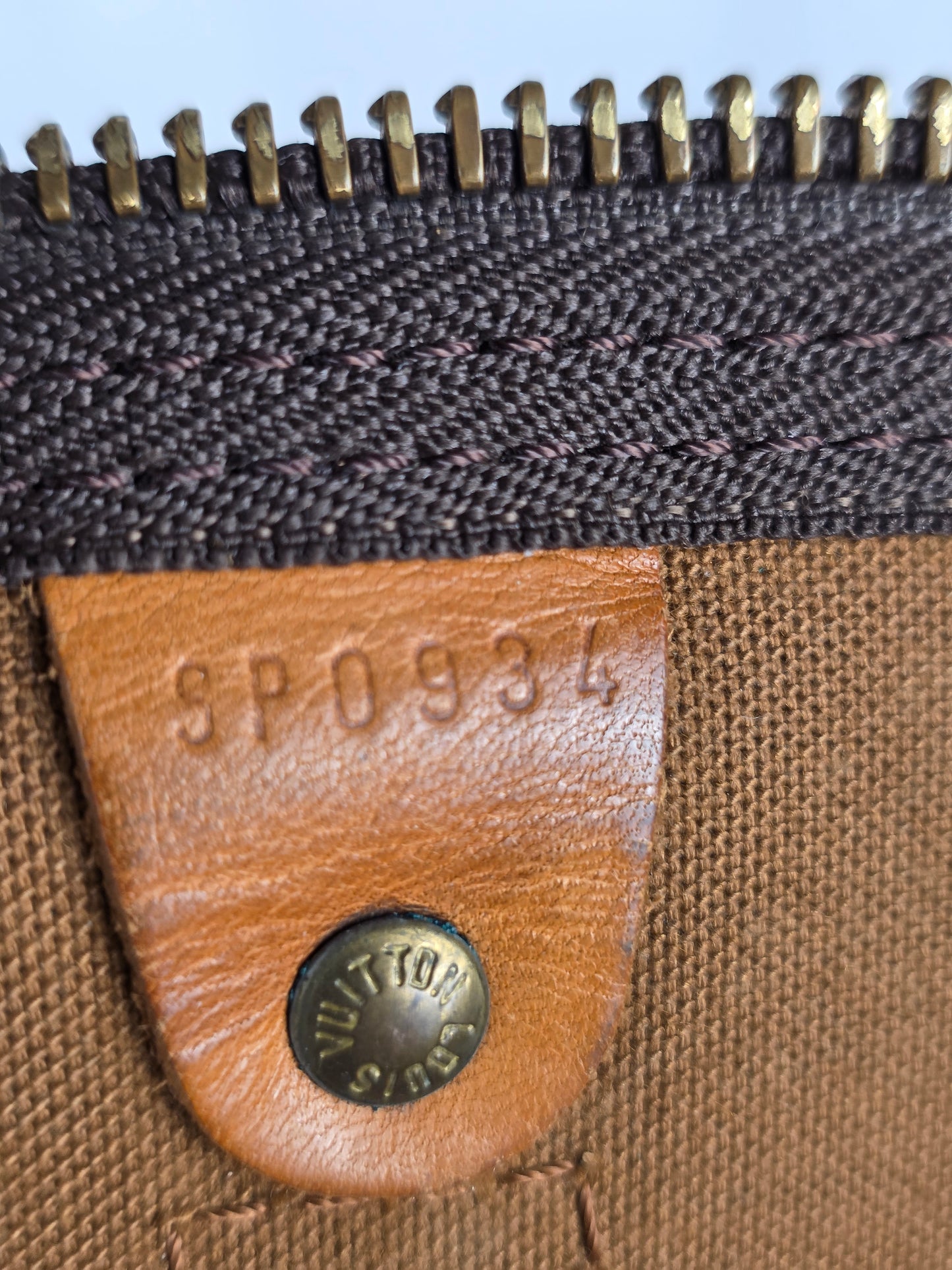 LOUIS VUITTON VINTAGE MONOGRAM KEEPALL 55 W/ LOCK AND KEY