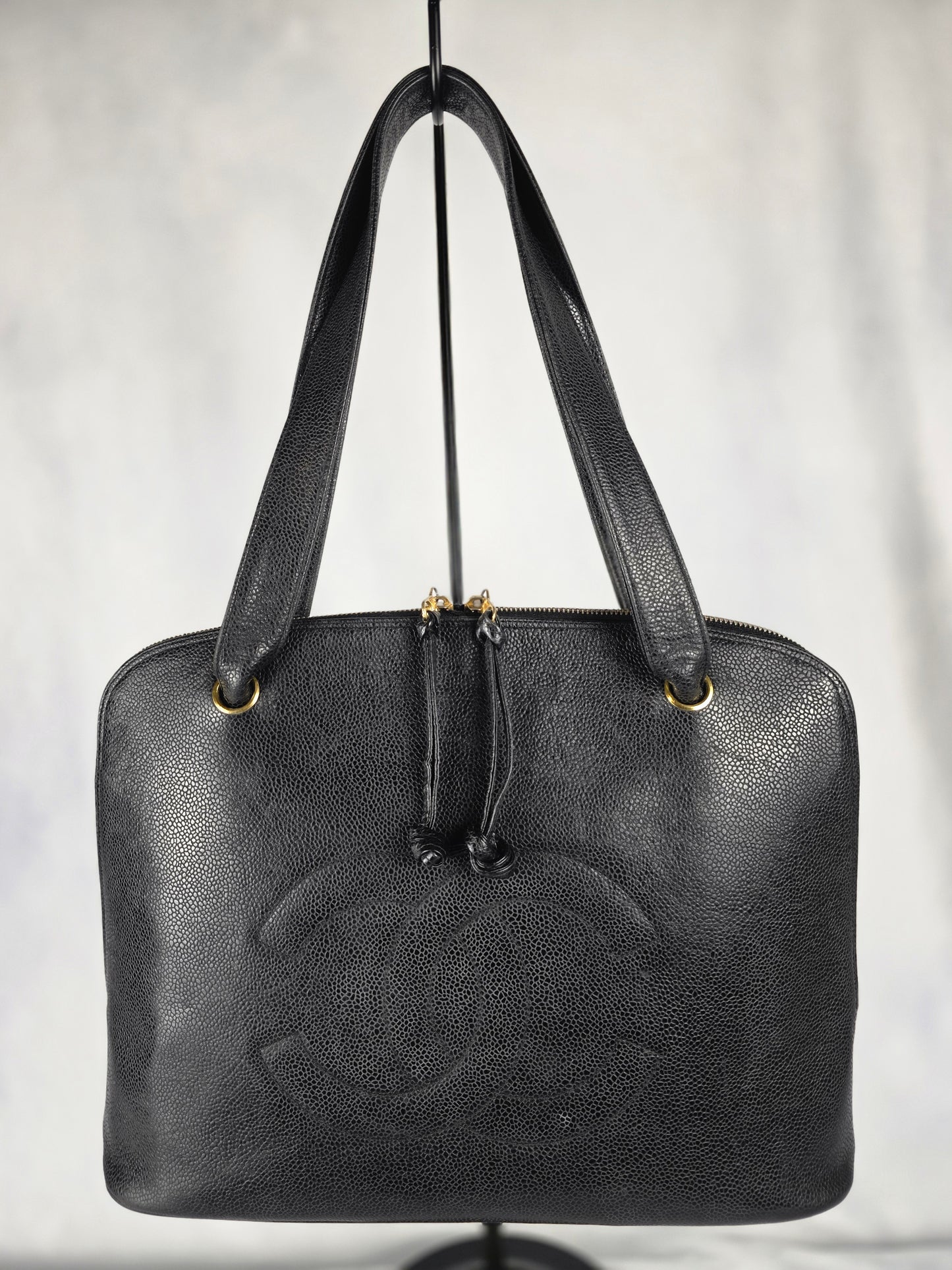 CHANEL VINTAGE COCO MARK BLACK CAVIAR LEATHER SHOULDER BAG