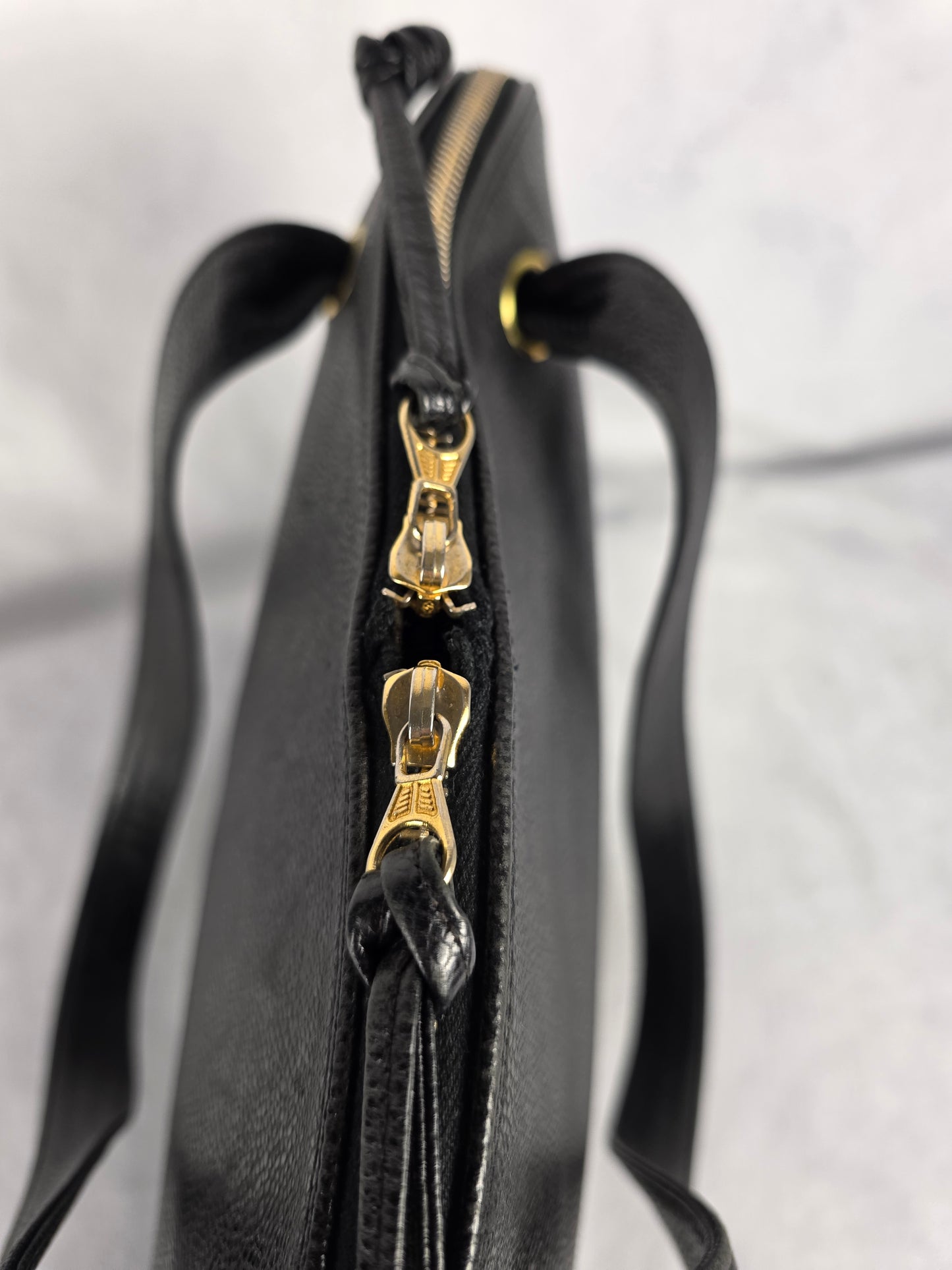 CHANEL VINTAGE COCO MARK BLACK CAVIAR LEATHER SHOULDER BAG