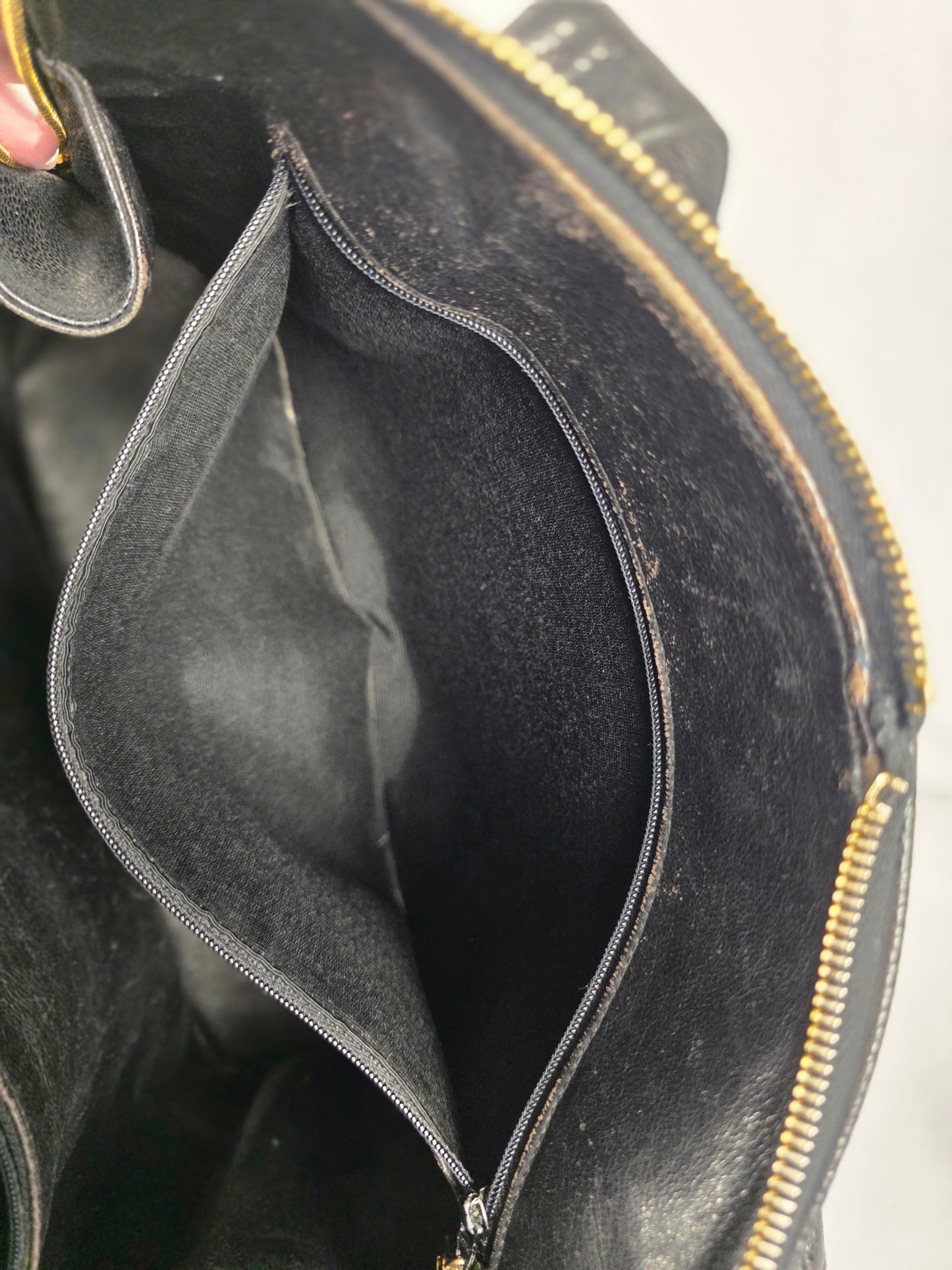 CHANEL VINTAGE COCO MARK BLACK CAVIAR LEATHER SHOULDER BAG