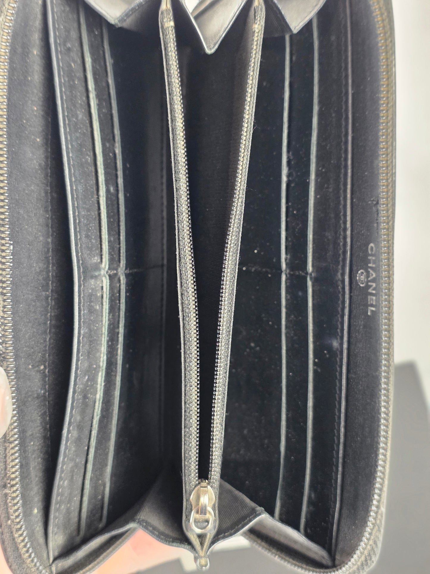 CHANEL COCO BLACK CAVIAR CLASSIC LONG ZIPPER WALLET