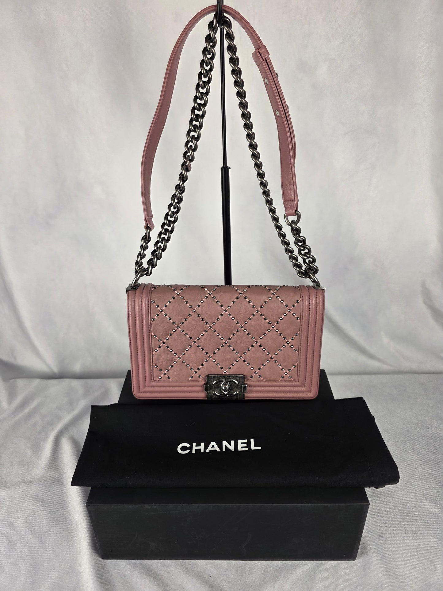 CHANEL QUILTED AND STUDDED PINK "OLD" MEDIUM BOY BAG