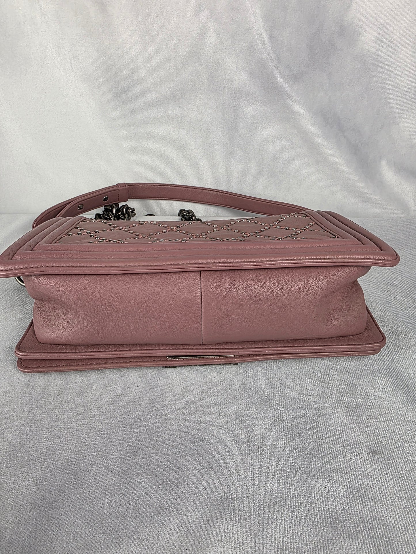 CHANEL QUILTED AND STUDDED PINK "OLD" MEDIUM BOY BAG