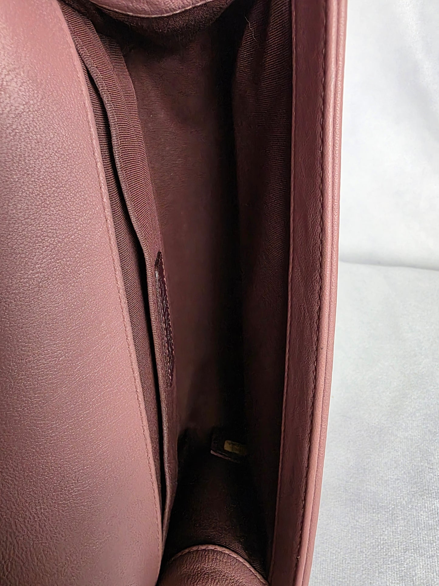 CHANEL QUILTED AND STUDDED PINK "OLD" MEDIUM BOY BAG