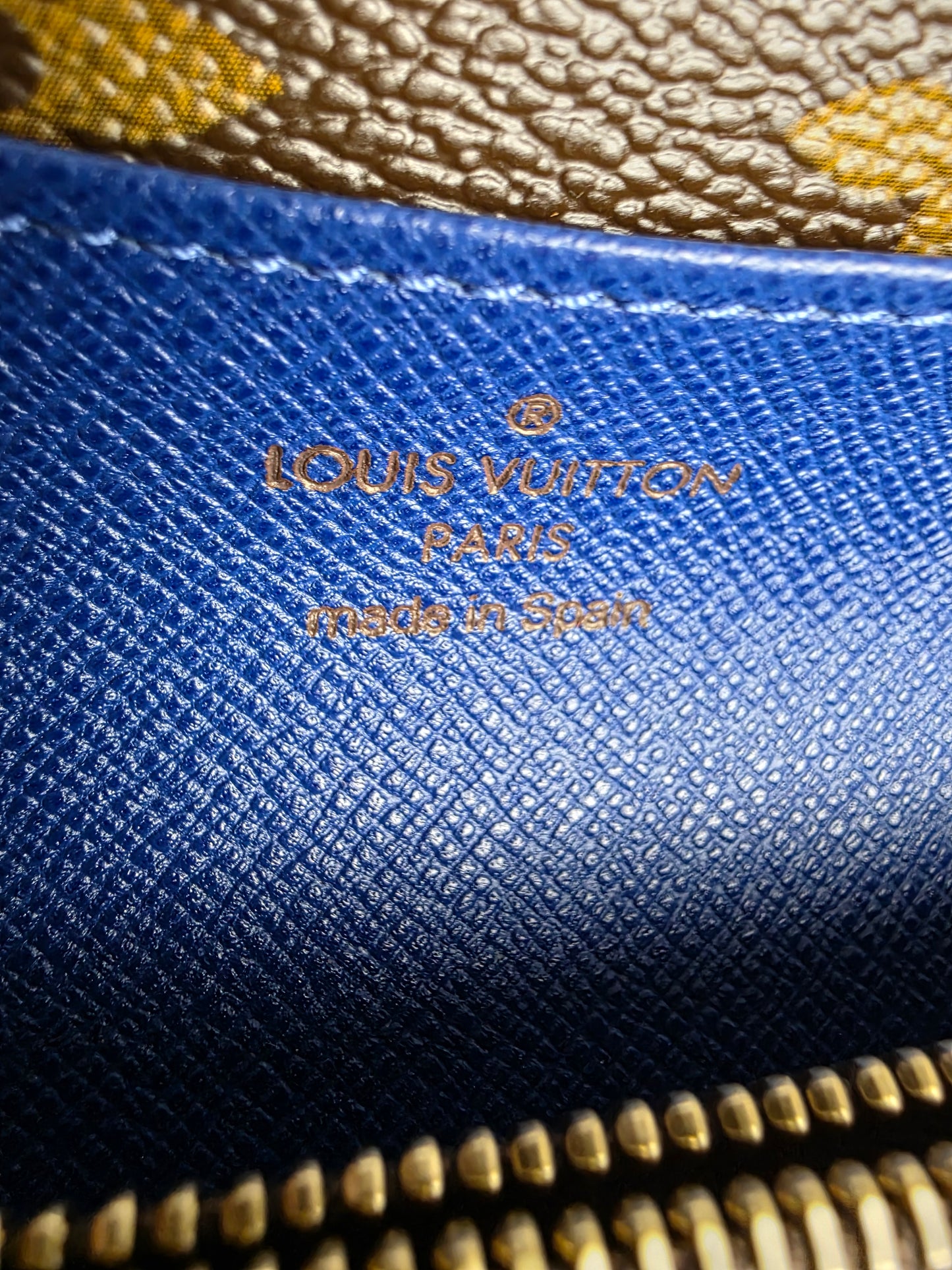 LOUIS VUITTON MONOGRAM EMILIE WALLET WITH BLUE INTERIOR