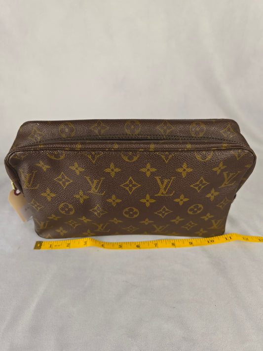 Louis Vuitton Monogram Toilette 28