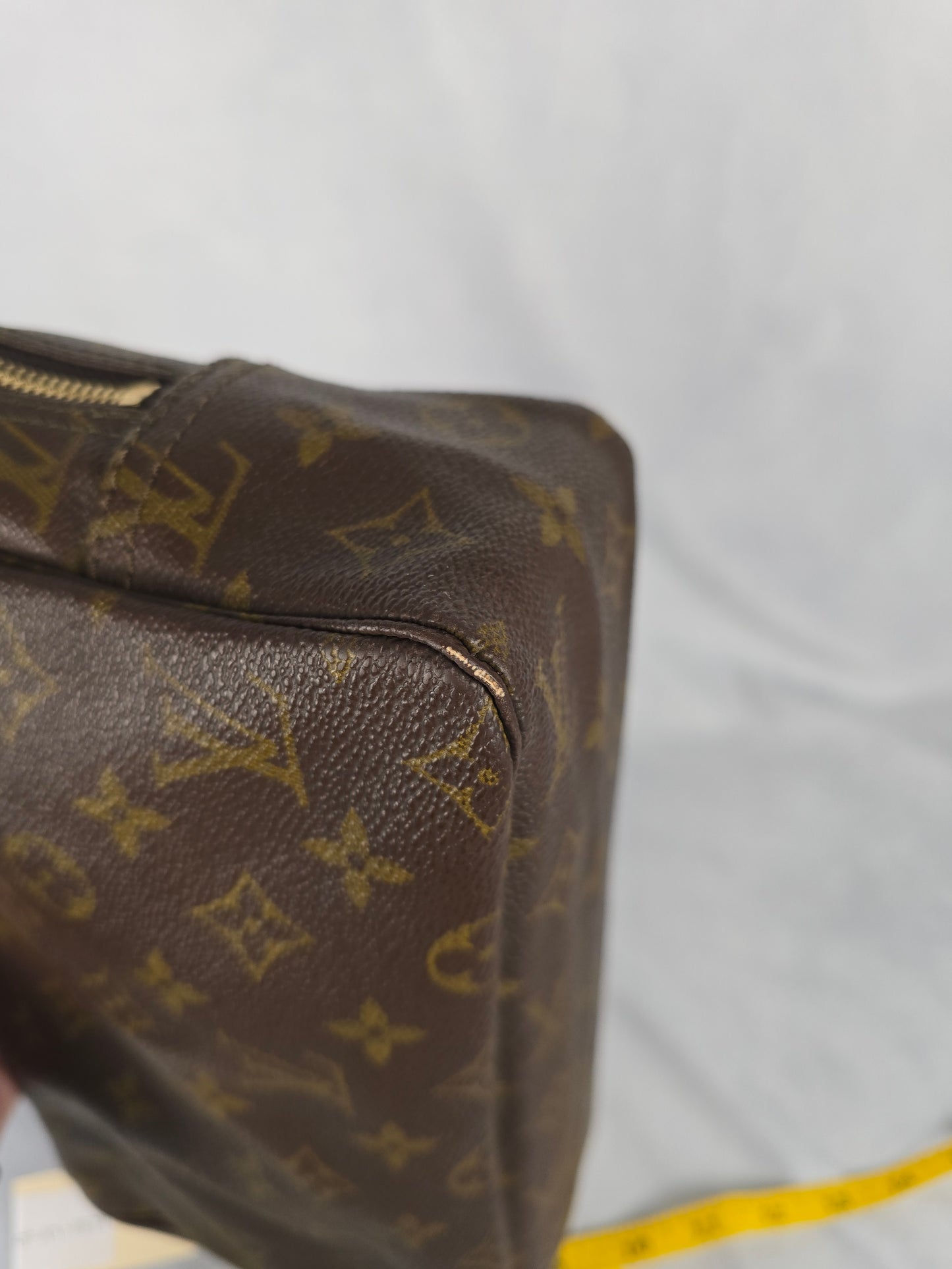 Louis Vuitton Monogram Toilette 28