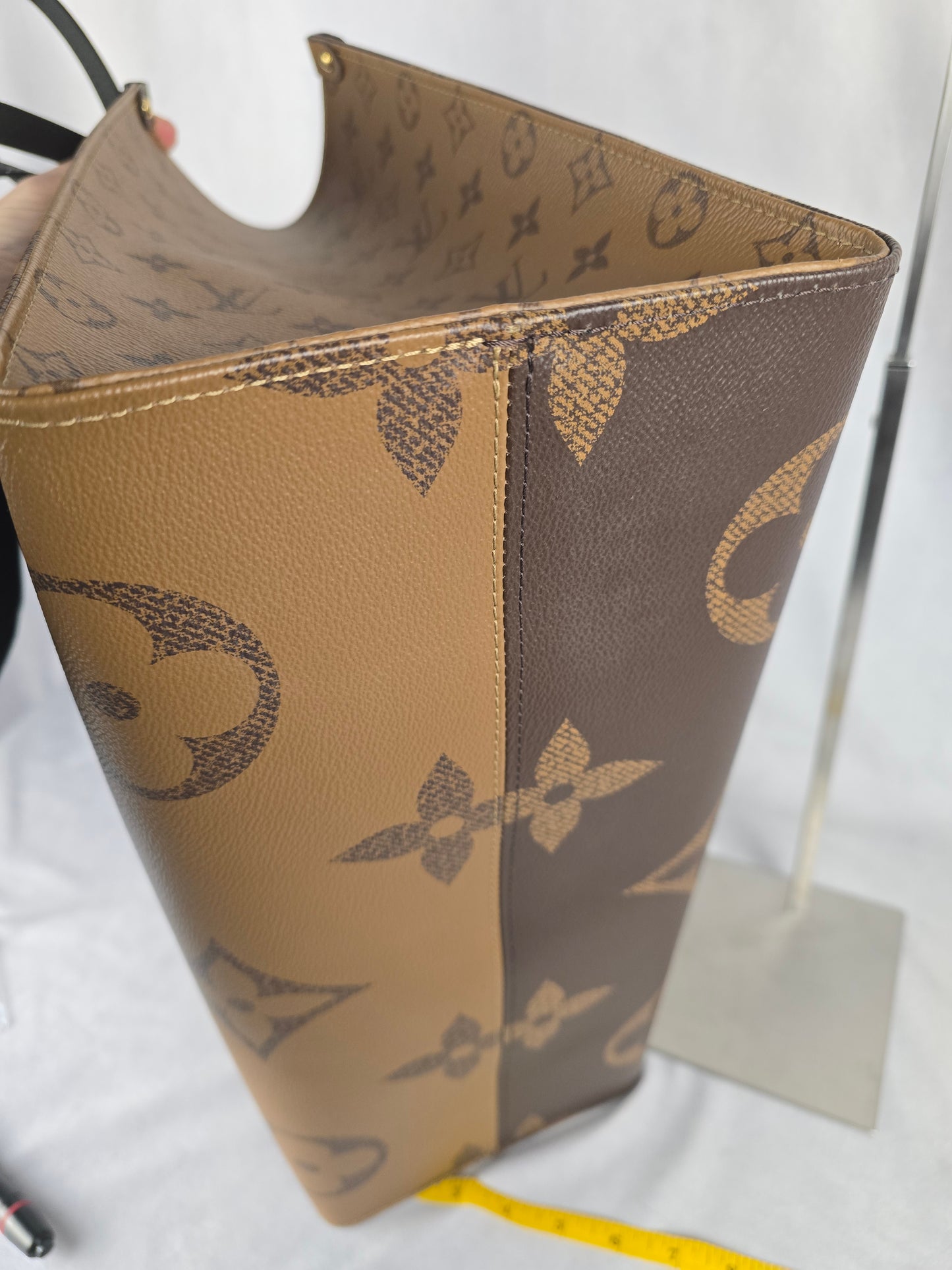 Louis Vuitton On the Go Reverse Monogram MM Tote