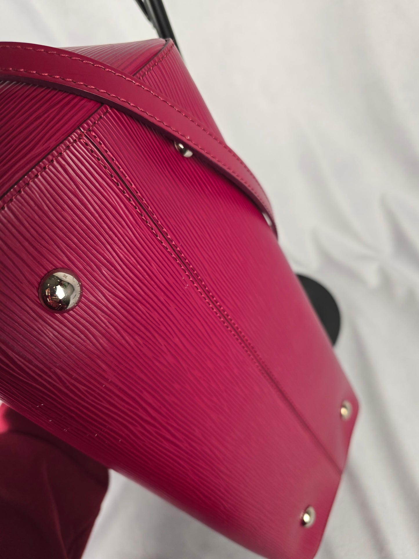 Louis Vuitton Epi Marly MM Two-Way Bag in Cranberry Leather