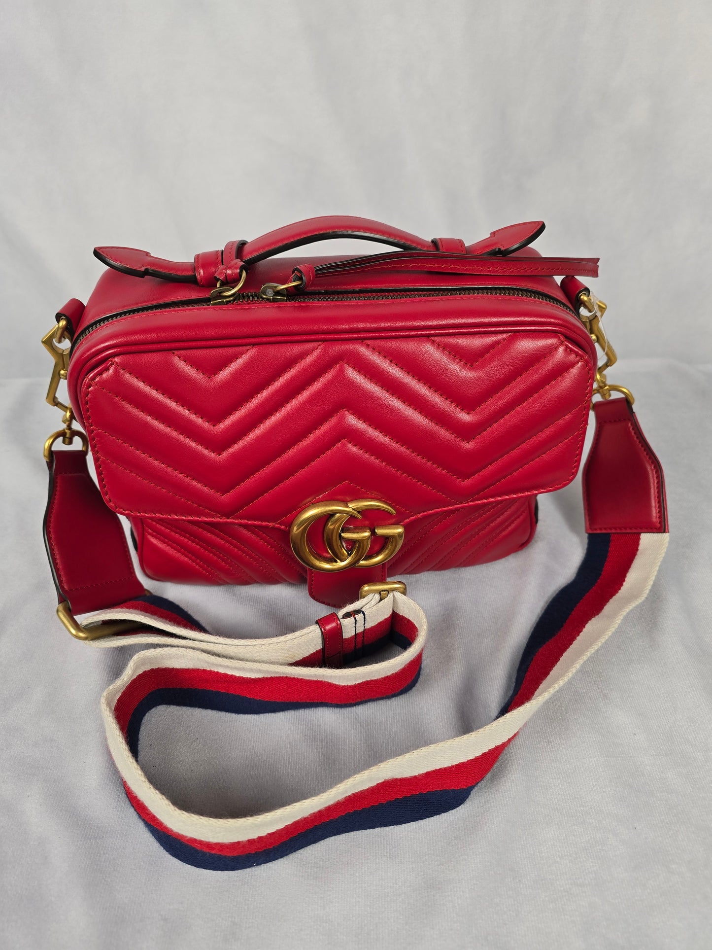 Gucci Red Marmont Top Handle leather bagwith strap