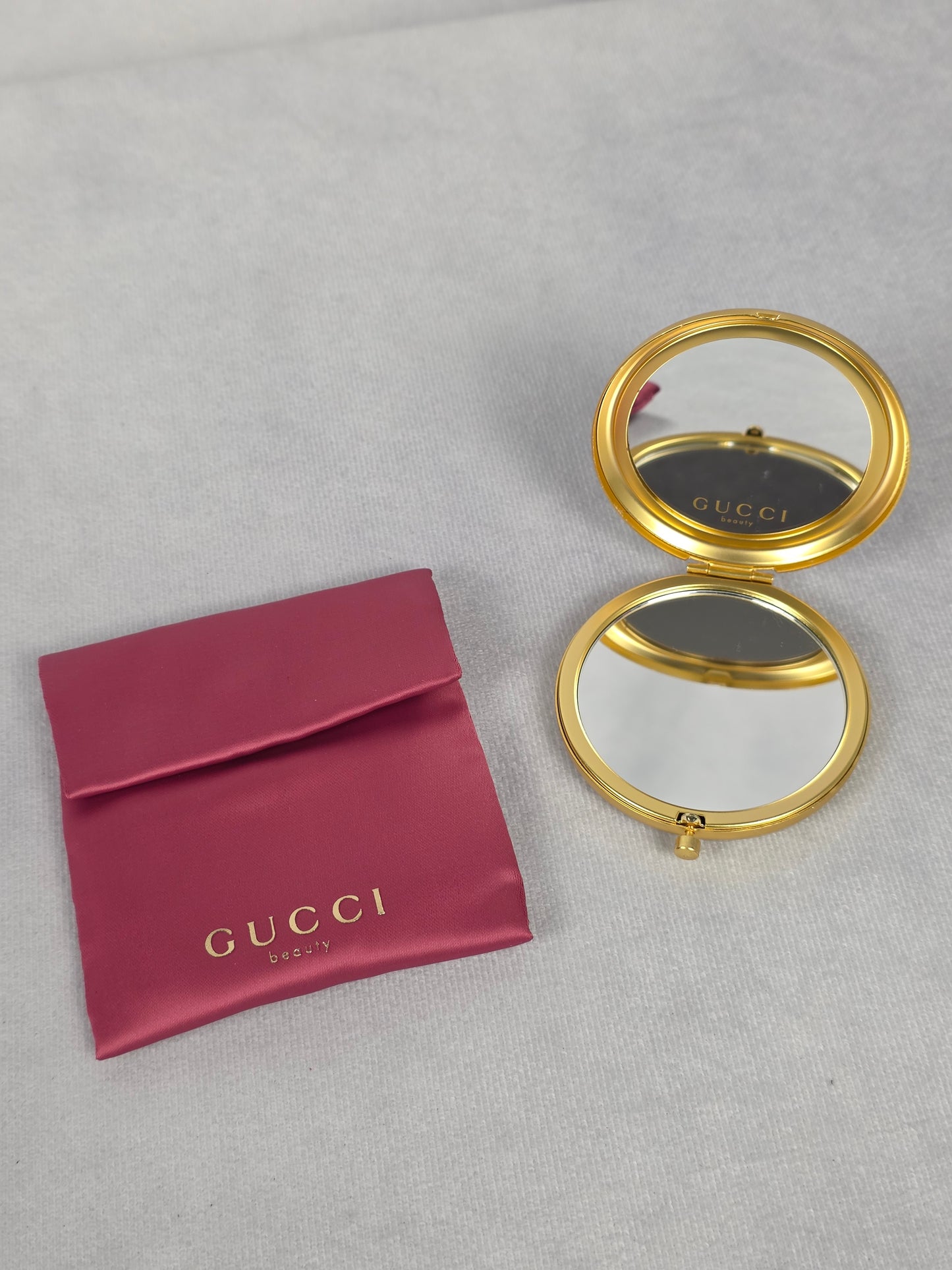 GUCCI FLORAL COMPACT MIRROR CASE - GWP