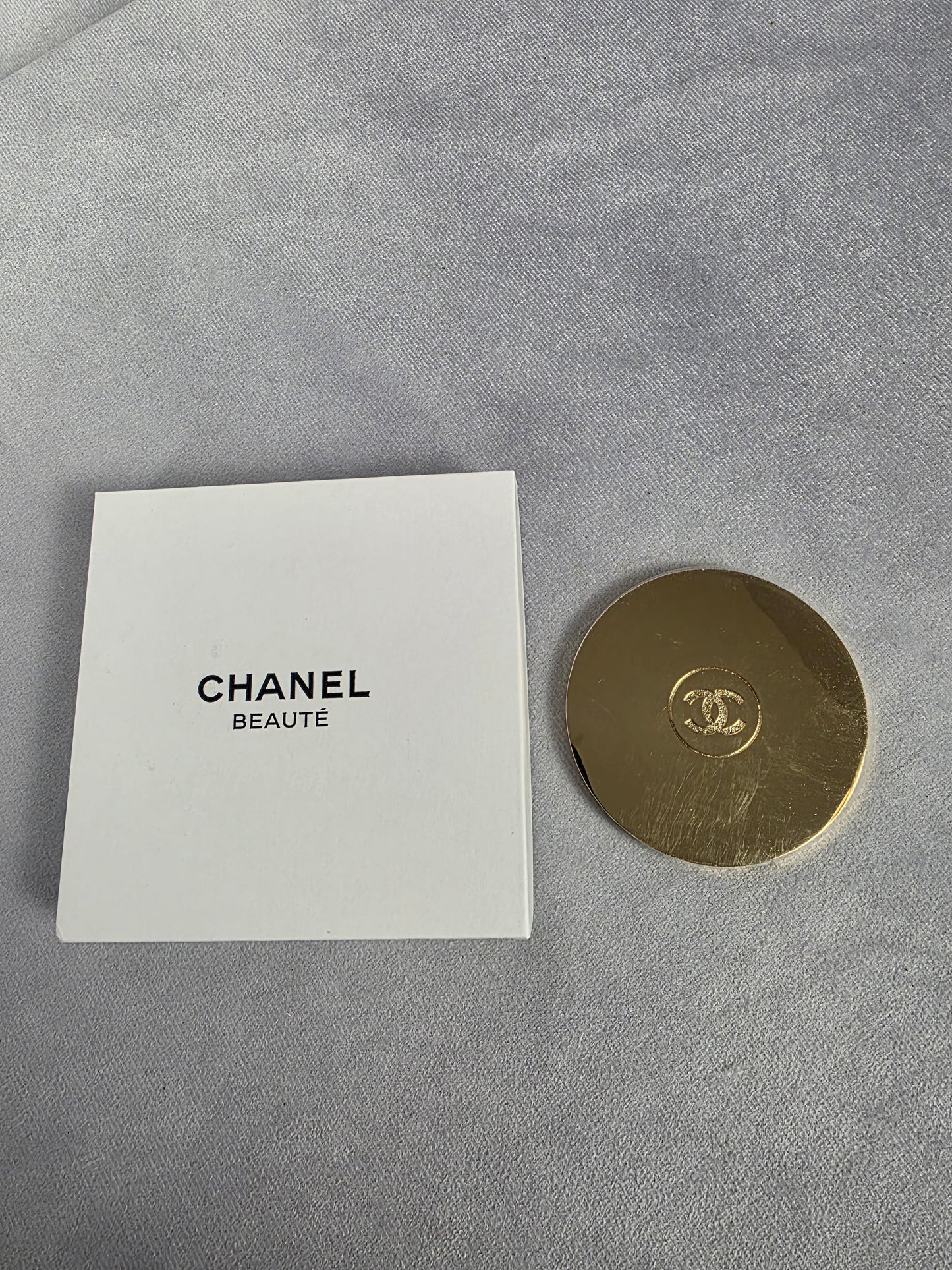 CHANEL GOLD COMPACT MIRROR CASE