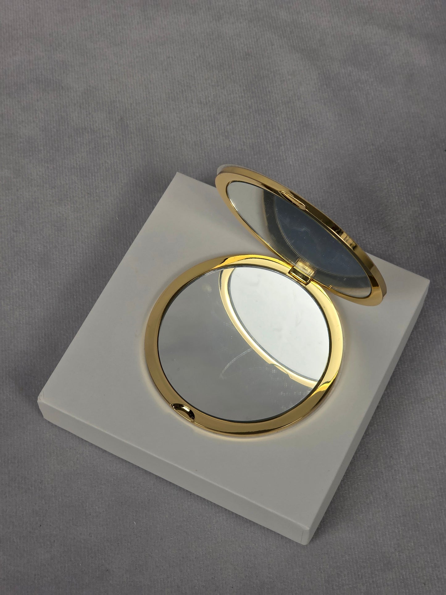 CHANEL GOLD COMPACT MIRROR CASE