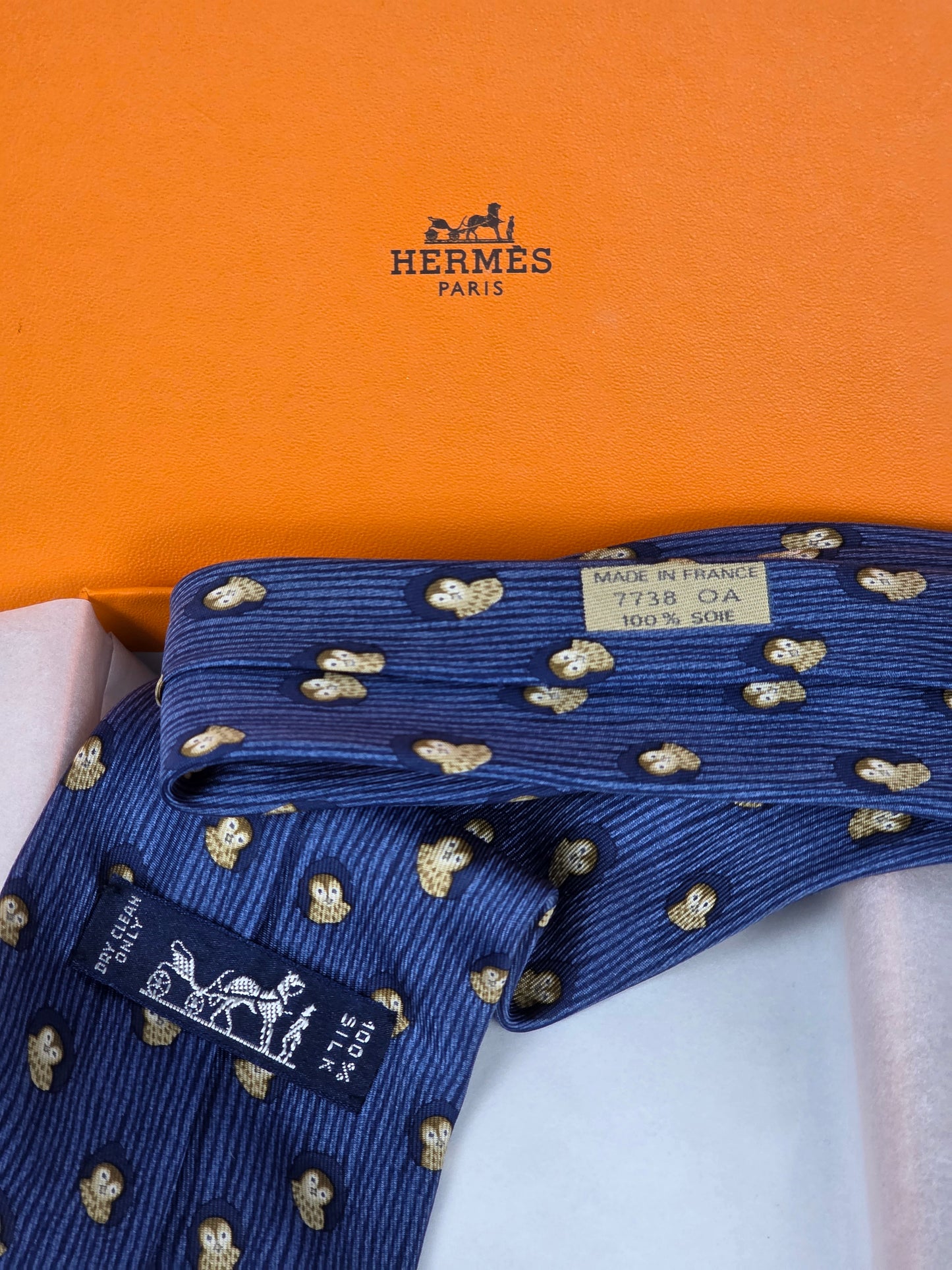 HERMES MEN'S BLUE/OWL NECKTIE