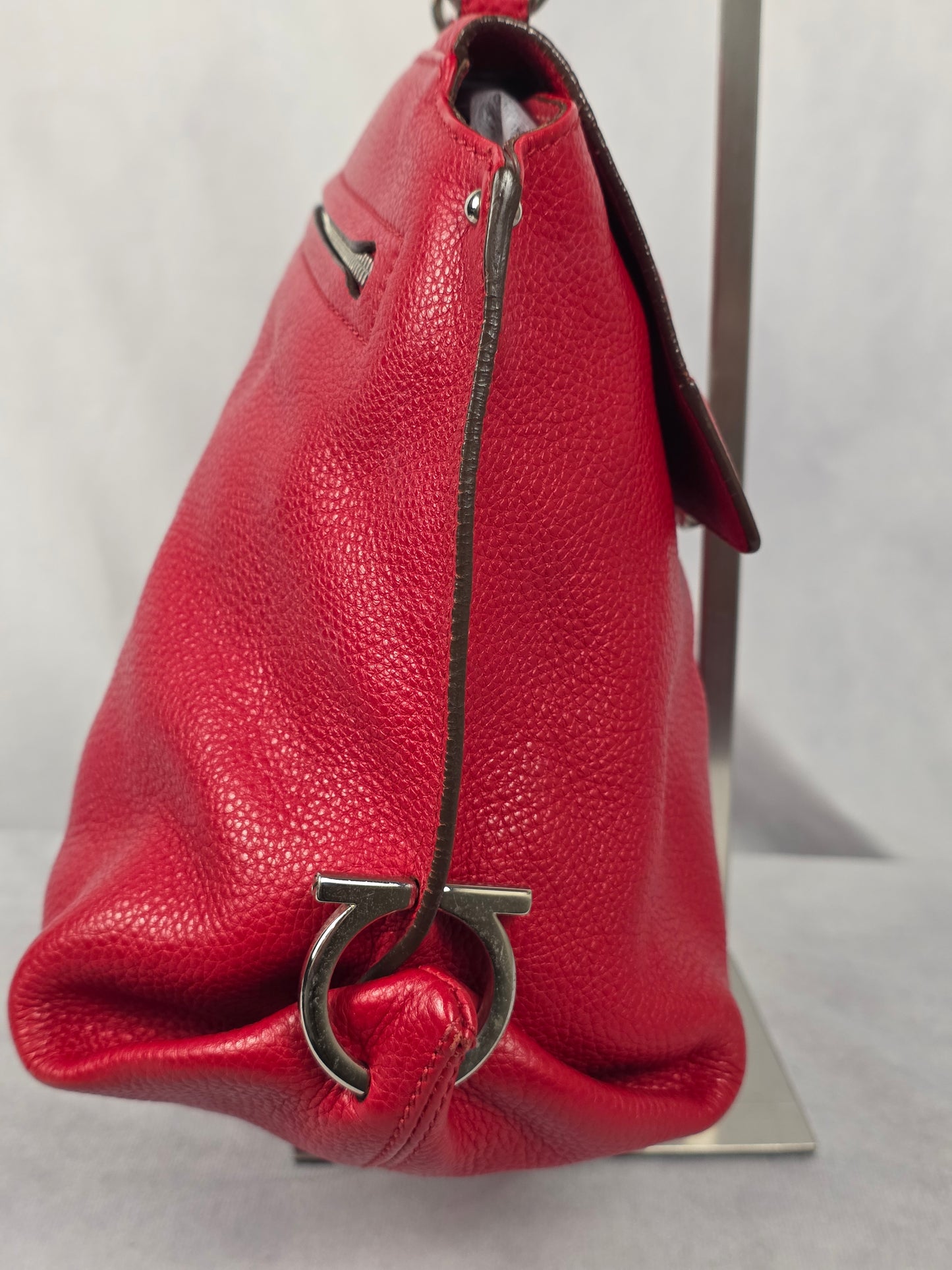 FERRAGAMO RED CALFSKIN SOFIA SATCHEL