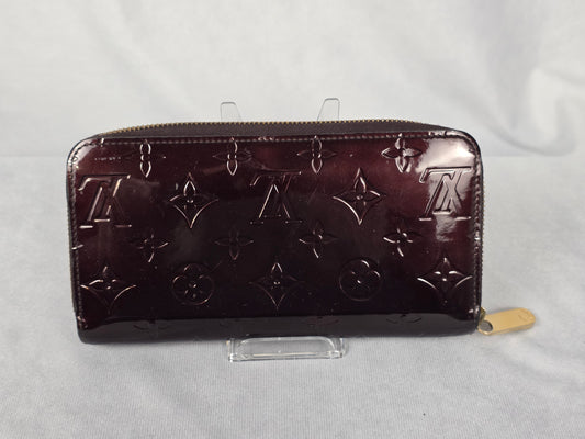 LOUIS VUITTON MONOGRAM RED VERNIS ZIPPER WALLET