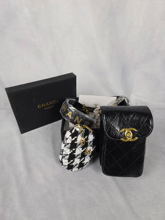 CHANEL NOVELTY TRAVEL PURSE - GWP