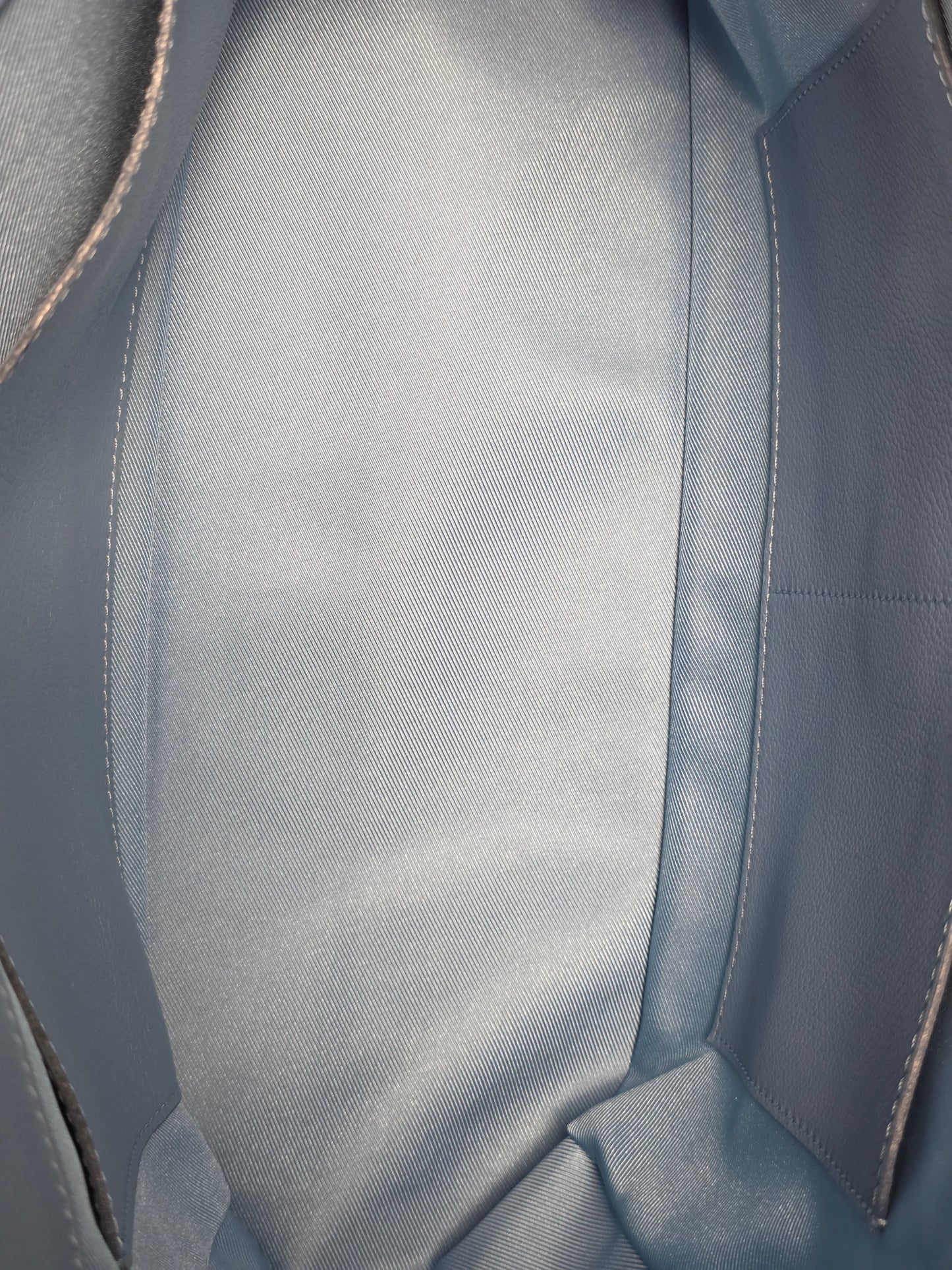 LOUIS VUITTON LOCKME MM BLEUTE CALFSKIN SHOULDER BAG