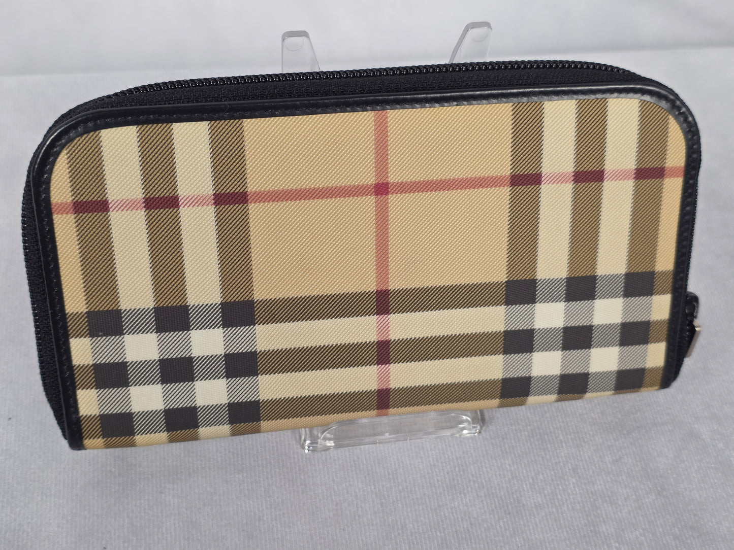 BURBERRY HOUSE CHECK LEATHER TRIM LONG ZIP WALLET
