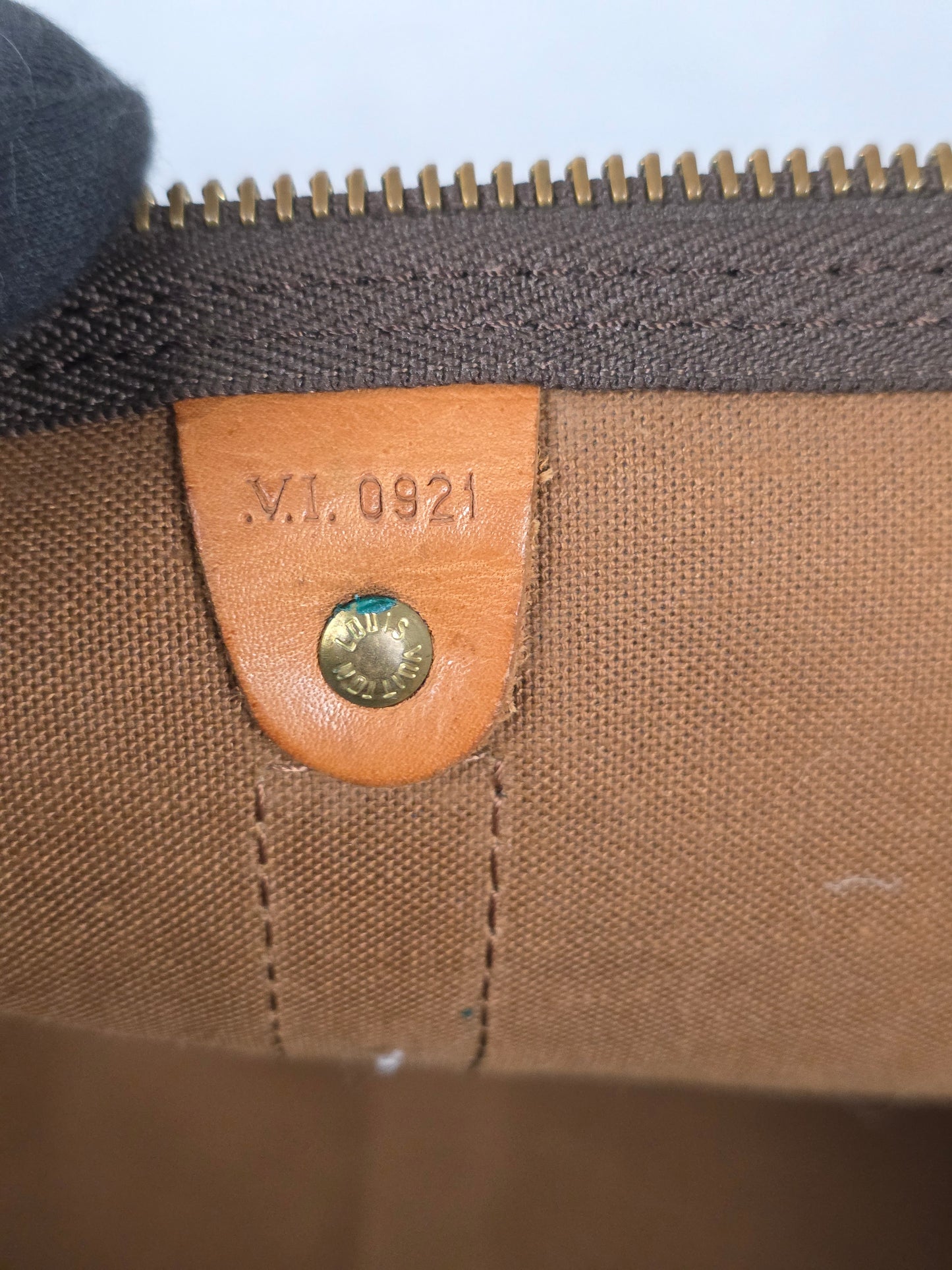 LOUIS VUITTON VINTAGE MONOGRAM KEEPALL 60 BANDOULIERE W/ LOCK & KEY
