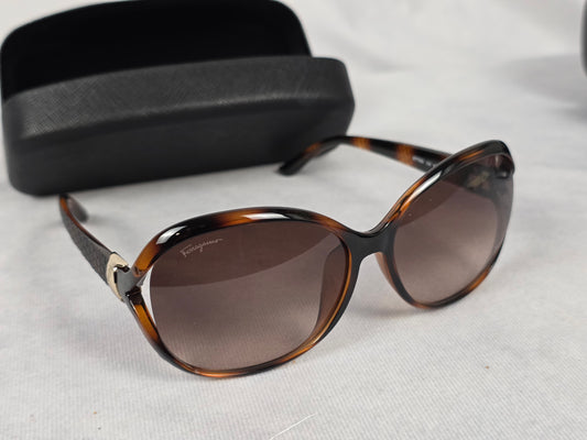 FERRAGAMO TORTOISE SHELL SUNGLASSES