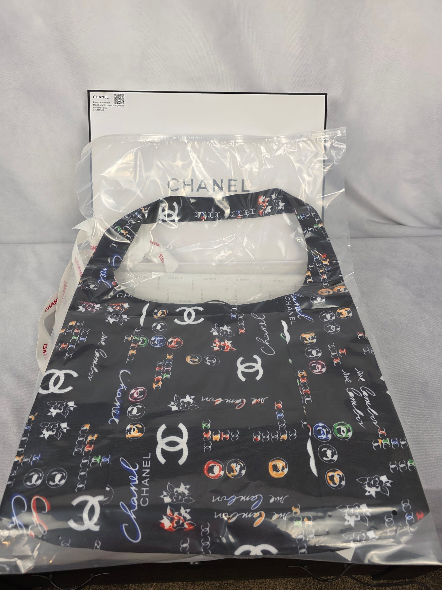 CHANEL COLOR LOGO TOTE -GWP