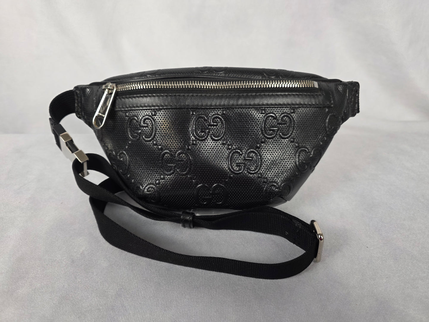 GUCCI EMBOSSED GG BLACK BELT BAG