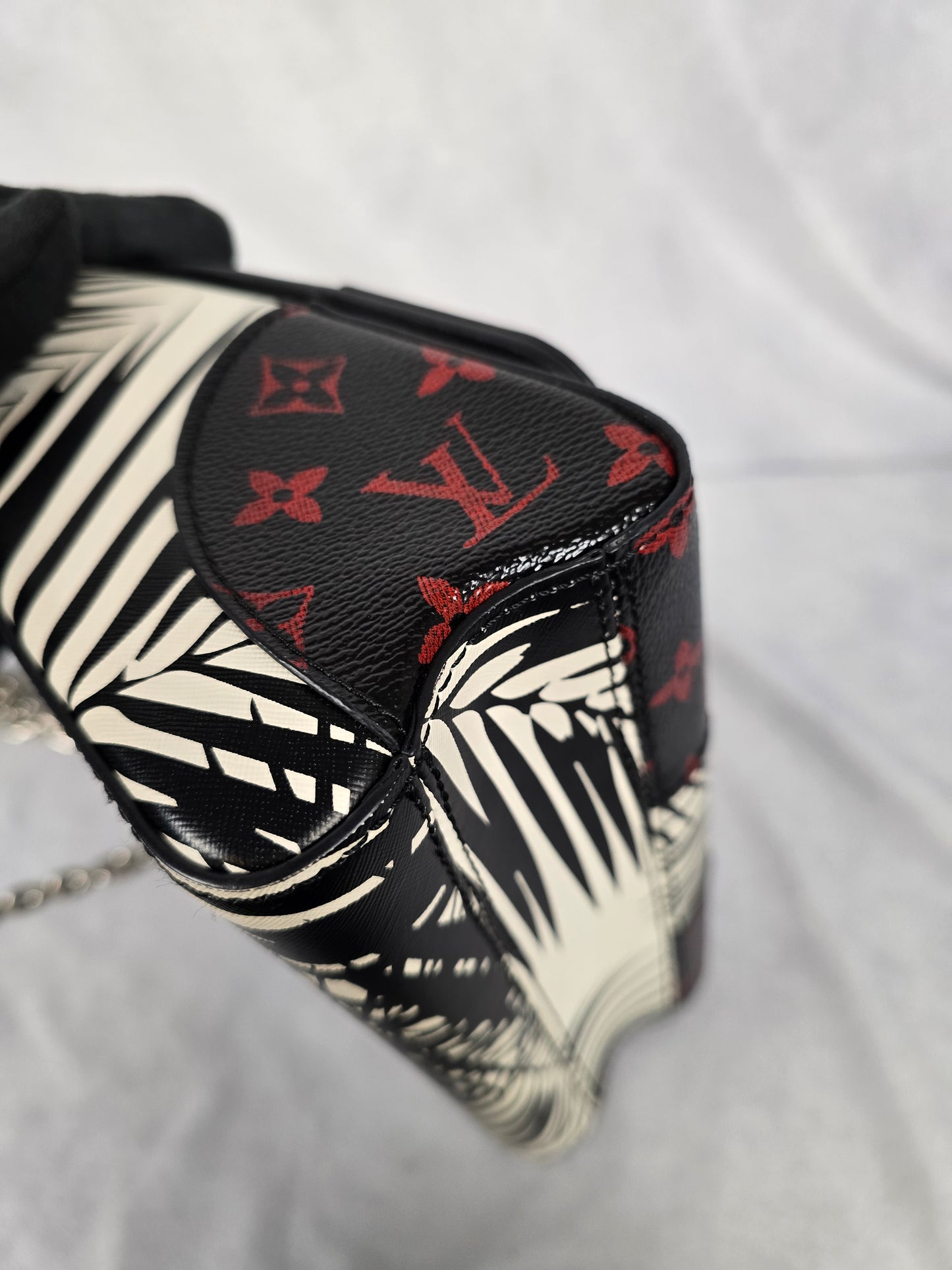 Louis Vuitton Mongram Infrarouge Palm Twist Shoulder MM Bag