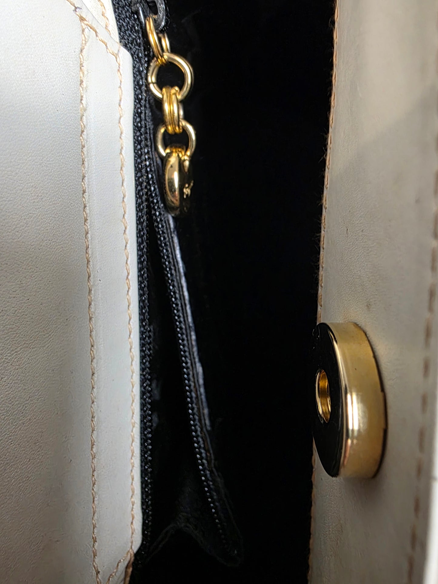 Ferragamo White Leather Vala Handbag