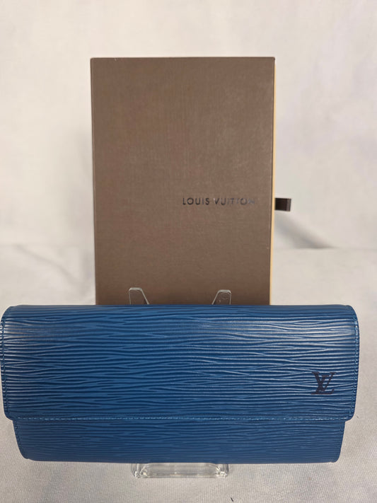 Louis Vuitton Blue Epi Sarah Wallet