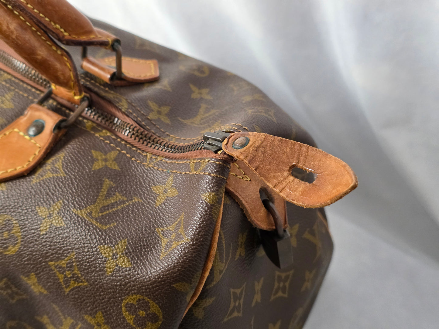 Louis Vuitton Vintage Monogram Speedy 35