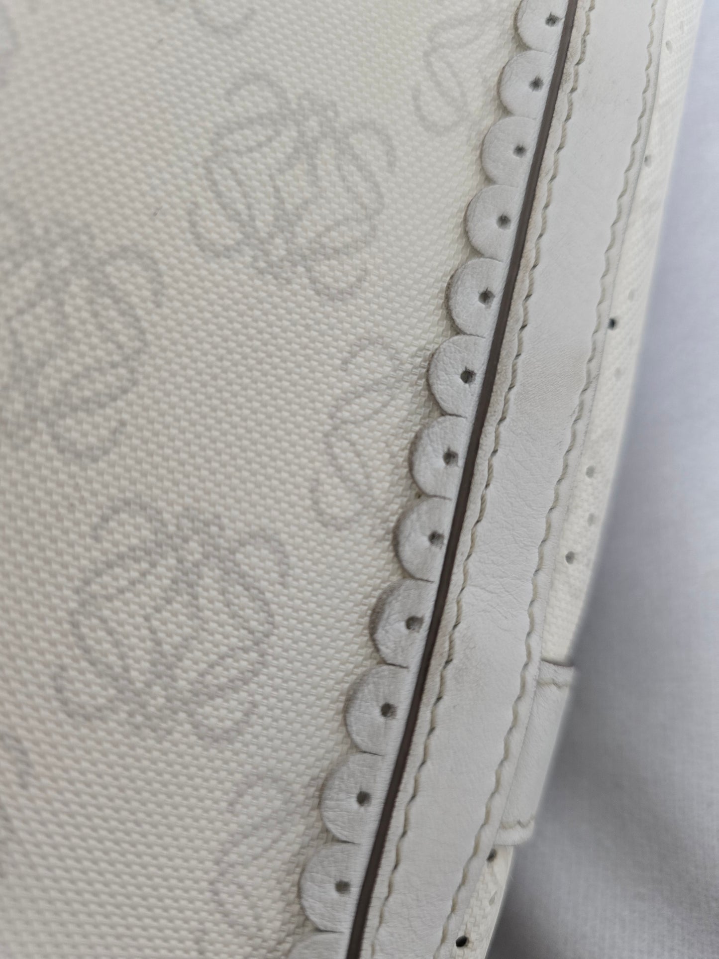 Loewe Anagram Tote in Off White