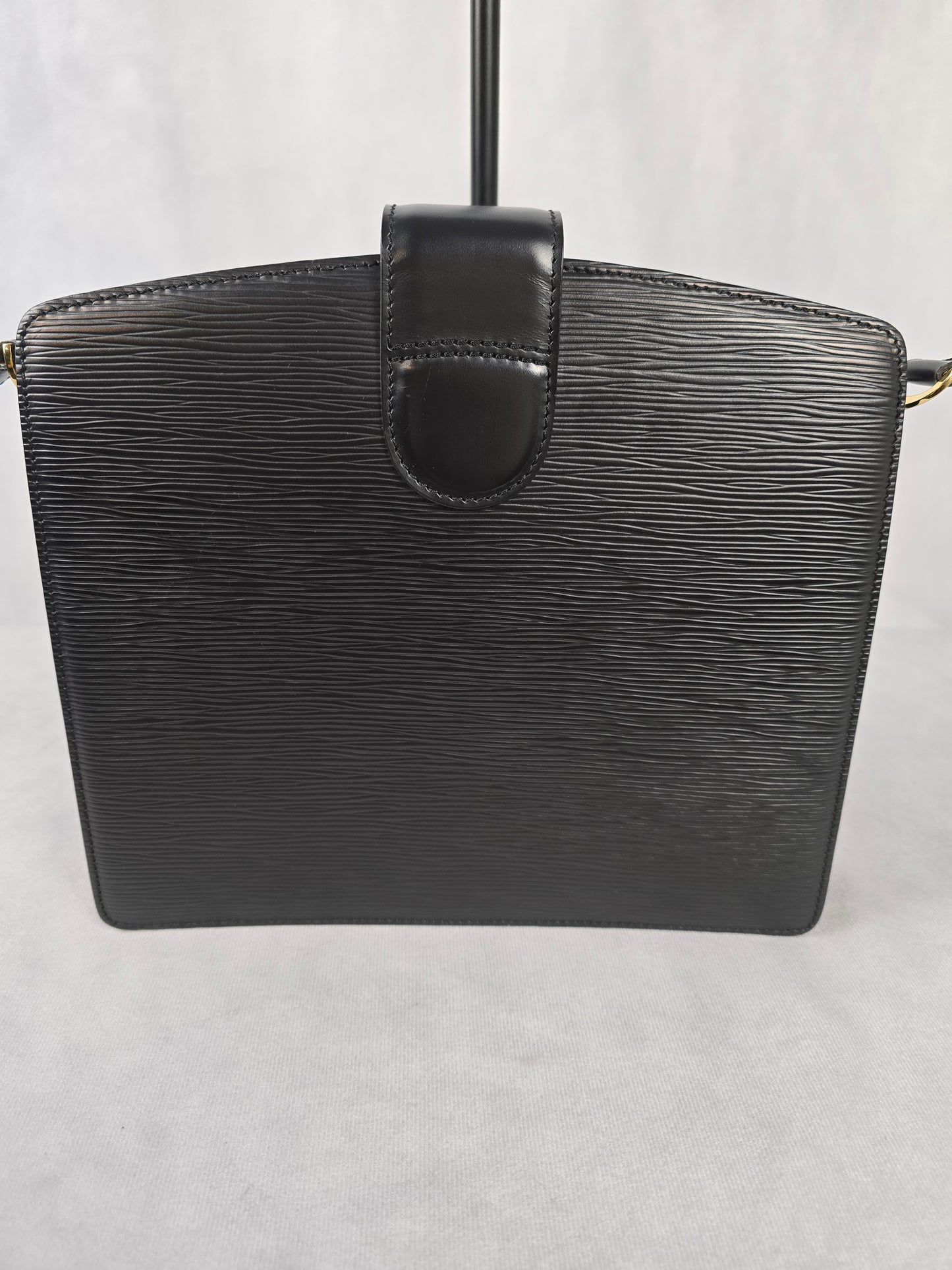 Louis Vuitton Epi Capucines Shoulder Bag in Black