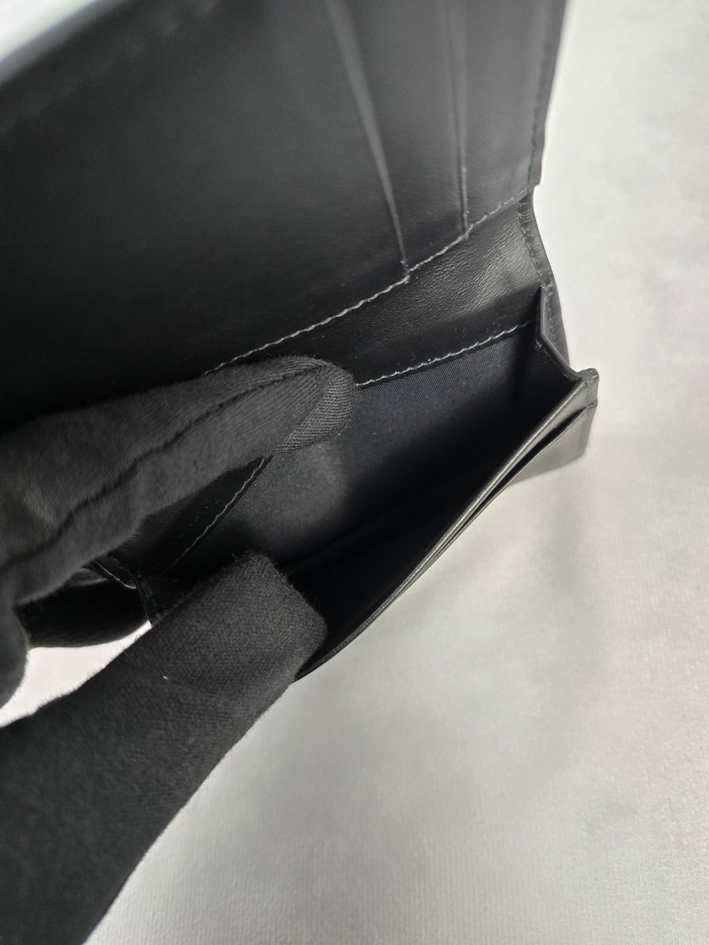 Burberry Black Gray Bifold Check Card Case