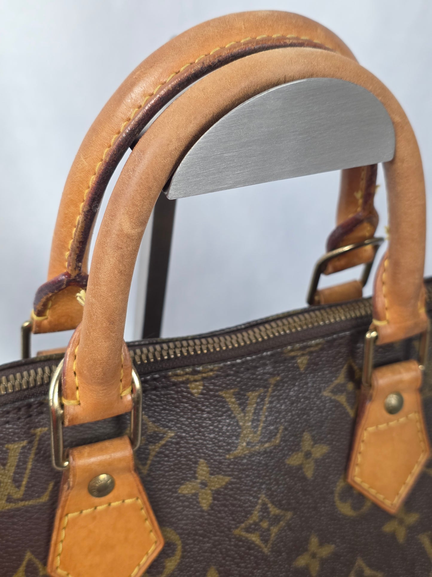 LOUIS VUITTON VINTAGE MONOGRAM ALMA PM HANDBAG
