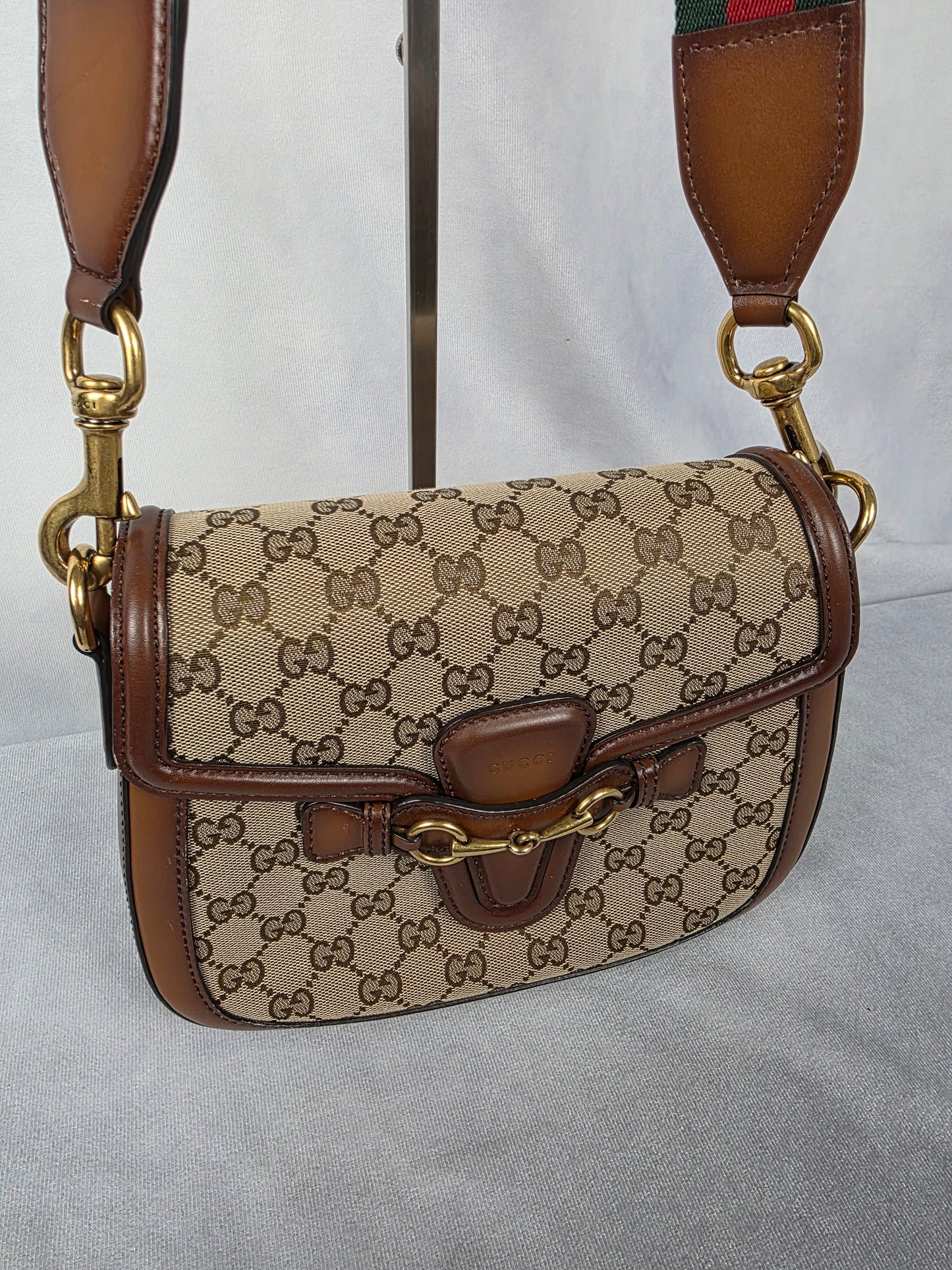 Gucci Lady Web Shoulder Bag in GG Canvas and Leather Finish (RARE)