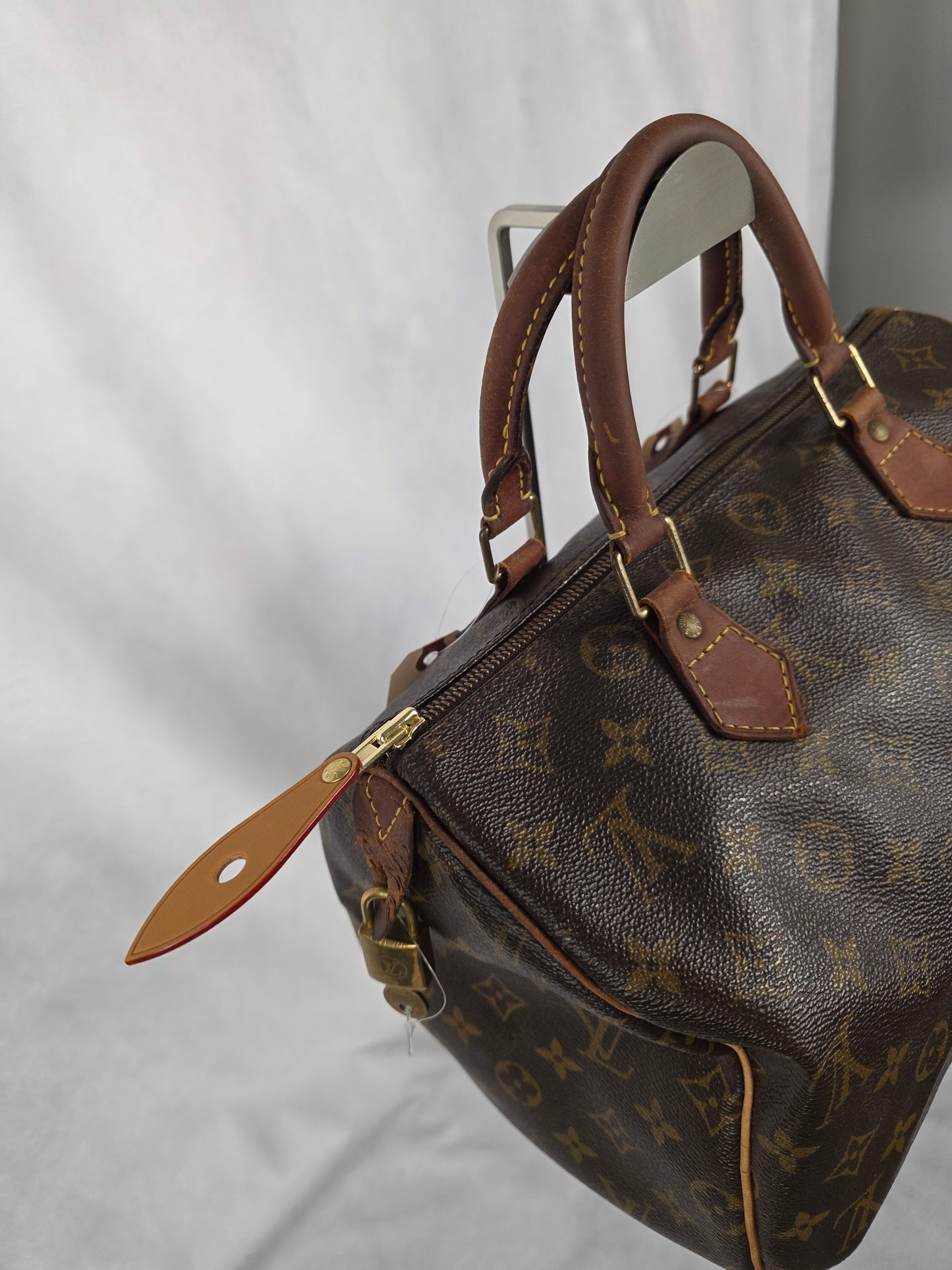 LOUIS VUITTON VINTAGE MONOGRAM SPEEDY 30
