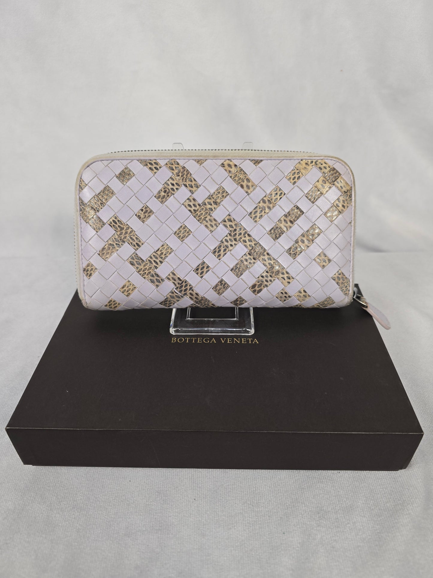 Bottega Veneta Mauve Intrecciato Leather Wallet