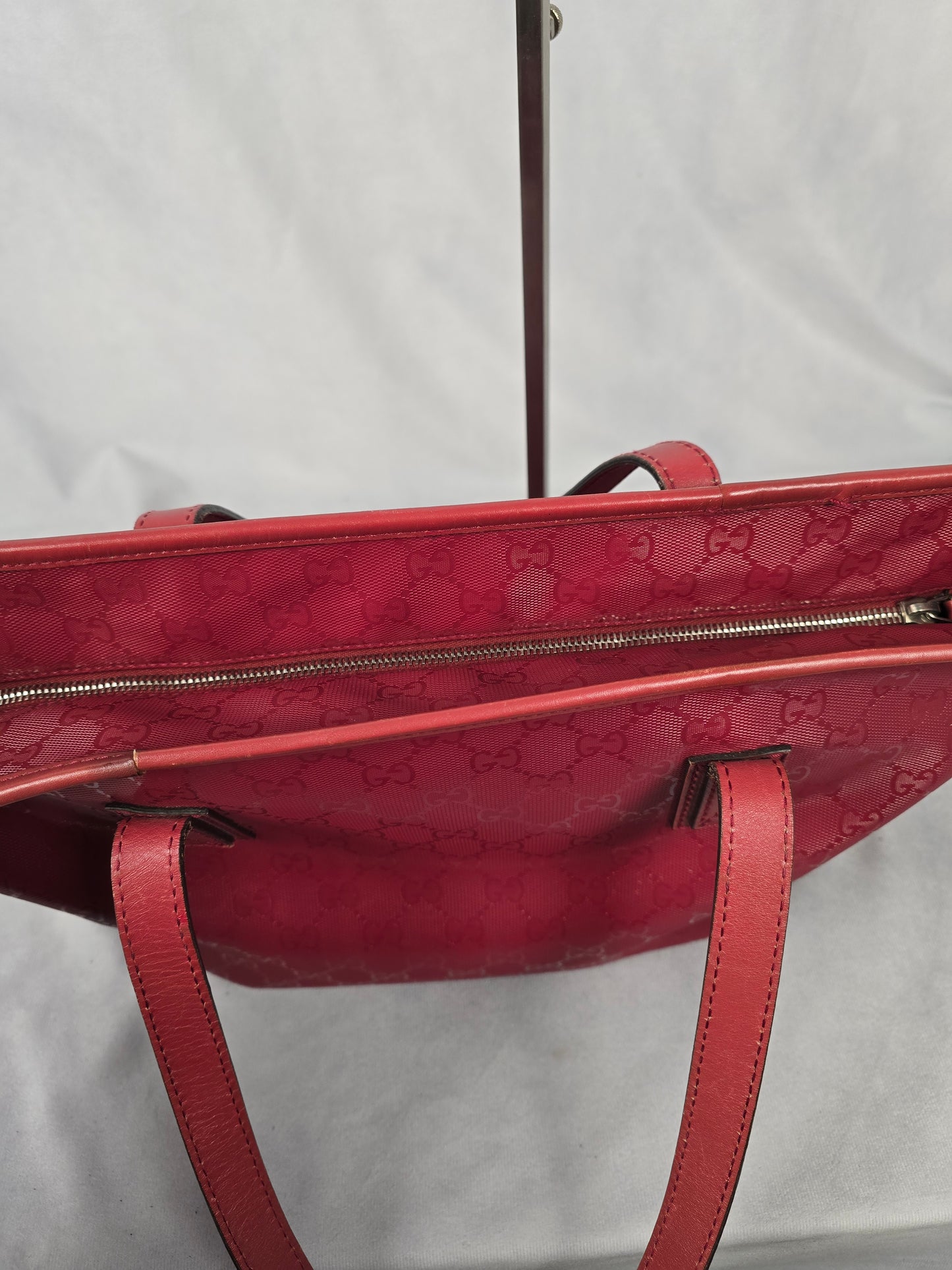 Gucci GG Imprime Tote in Red