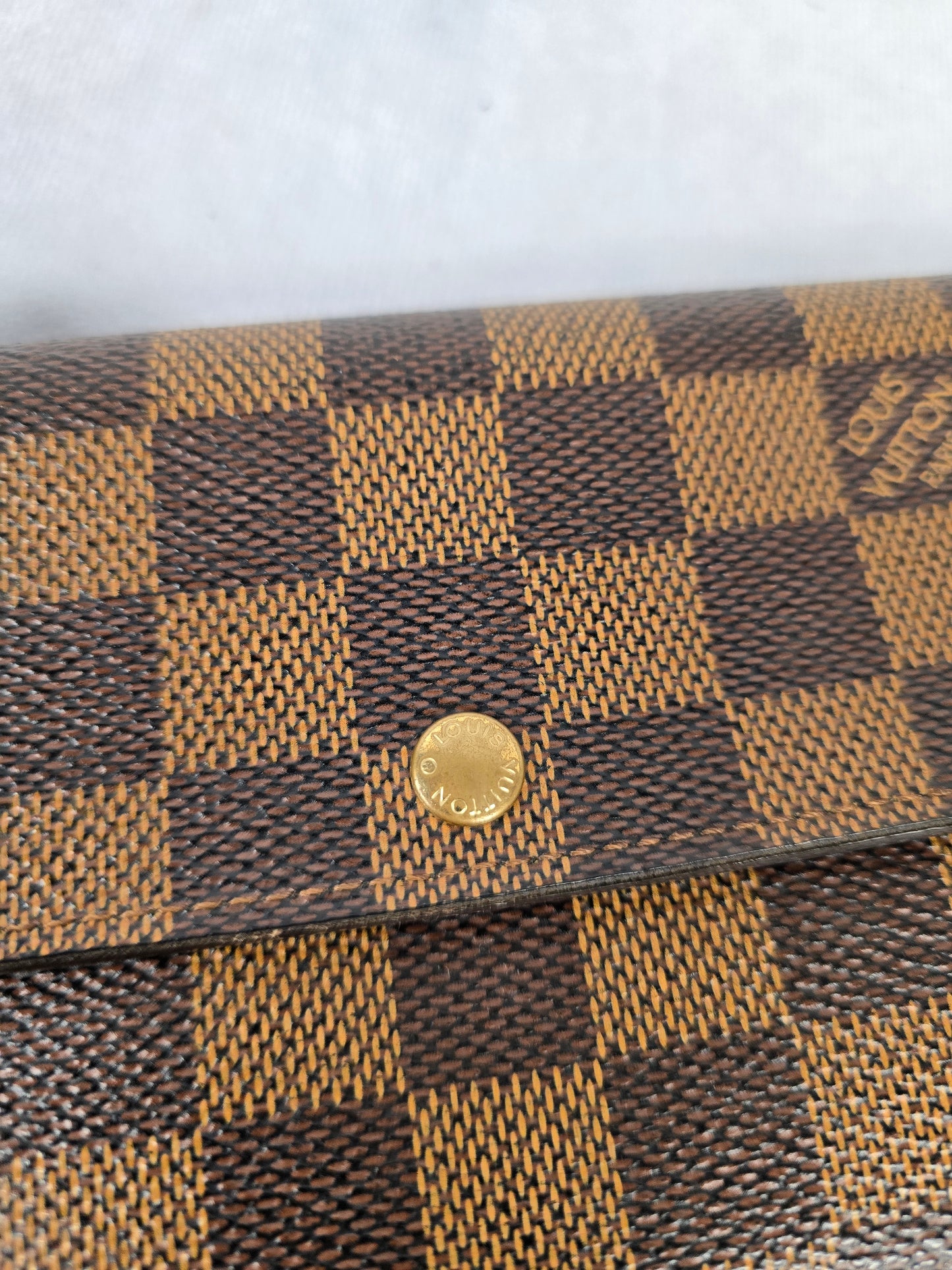 Louis Vuitton Damier Sarah Wallet